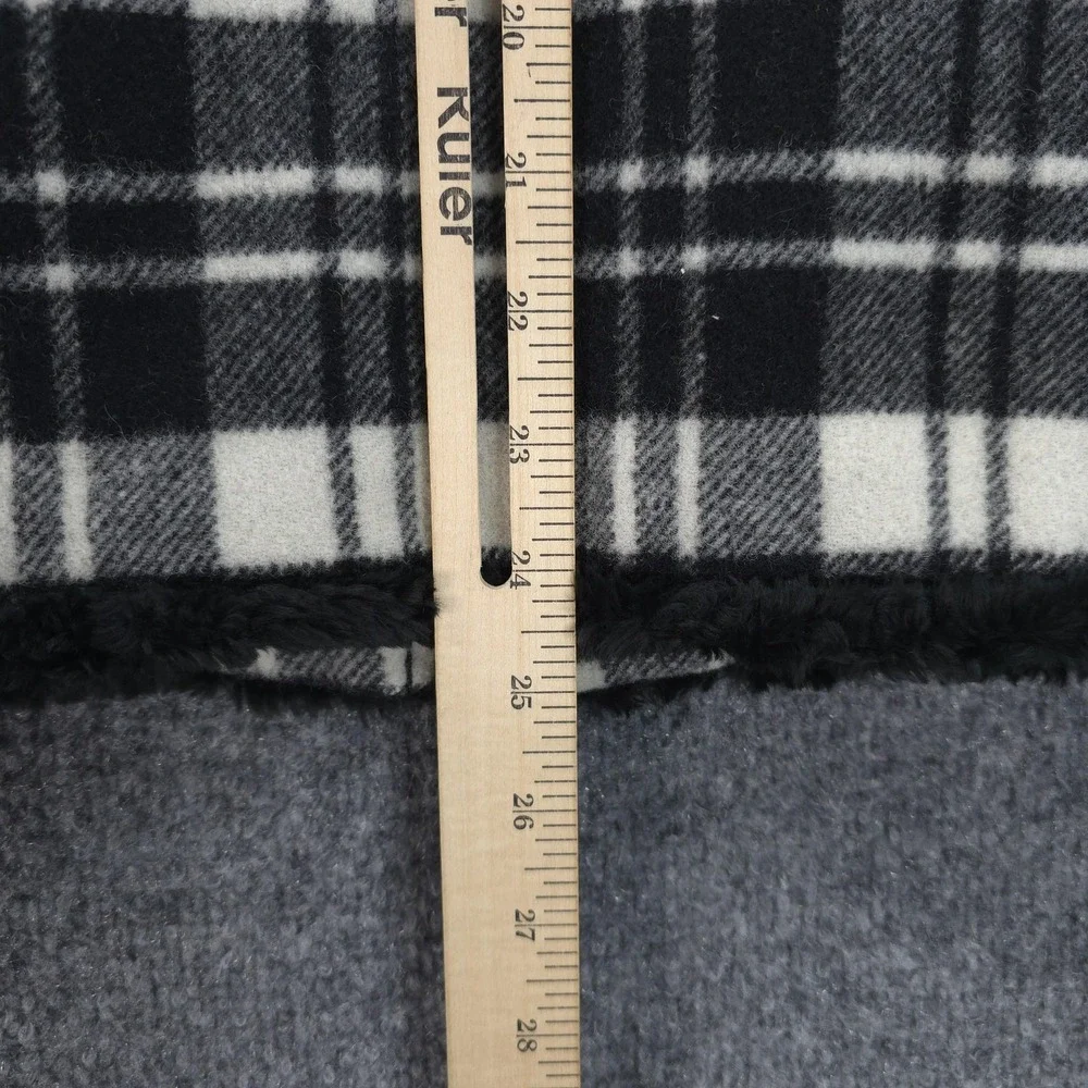 Woolrich Vest Womens Small Black White Moccasin Plaid Wool Fleece Lined Outdoors - Picture 12 of 12